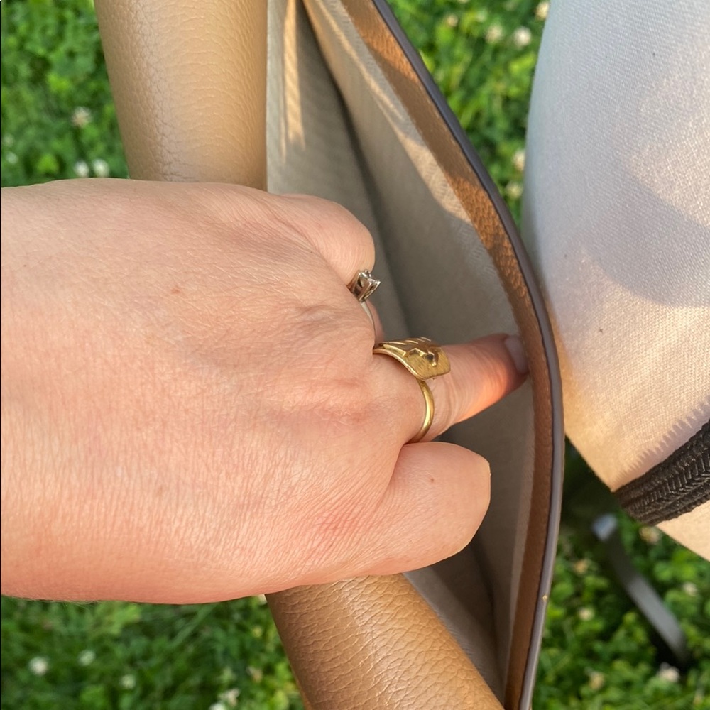 Tory Burch Tan Crossbody Bag - Picture 13 of 17